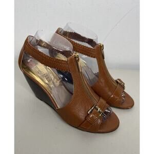 Michael Kors Women's Sandal Wedge Heel T-Strap Zip Shoe Tan Size 7